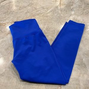 Calia by Carrie Underwood Bright Blue Above Ankle Leggings🌸